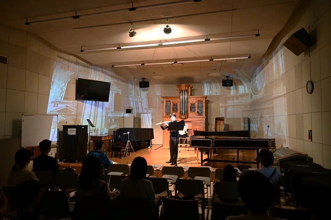 クリックすると拡大表示になります